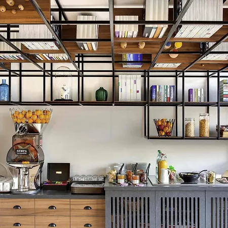 Отель Ibis Styles Gare 3*