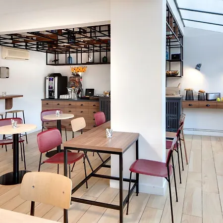 Ibis Styles Gare 3* Clermont-Ferrand