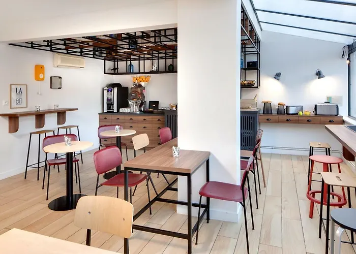 Ibis Styles Gare 3* Clermont-Ferrand